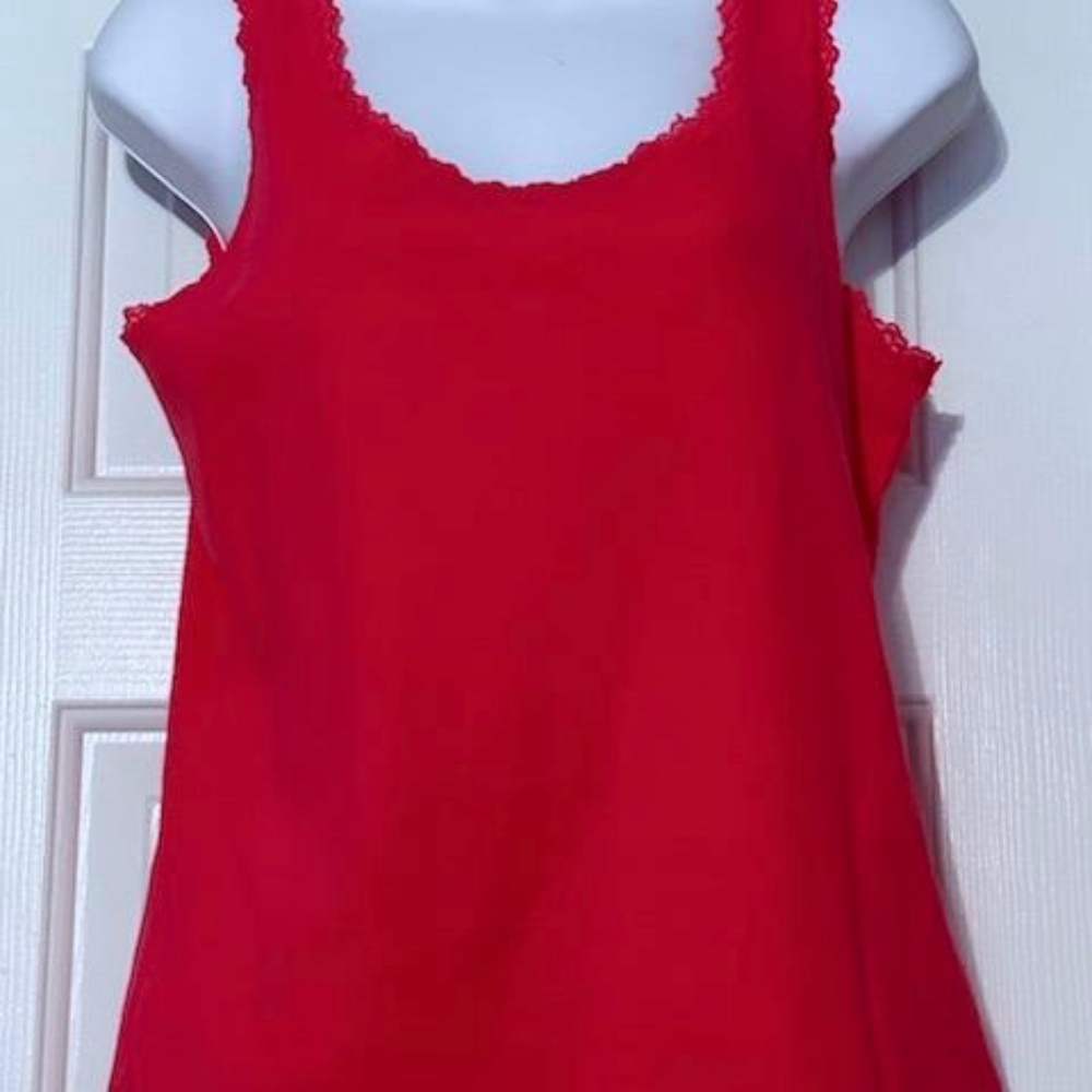 NWOT Jones New York Sport Lace Edge Sleeveless Top Sz M